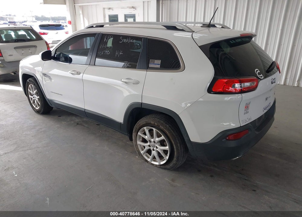 2017 JEEP CHEROKEE LATITUDE FWD VIN: 1C4PJLCSXHD218851
