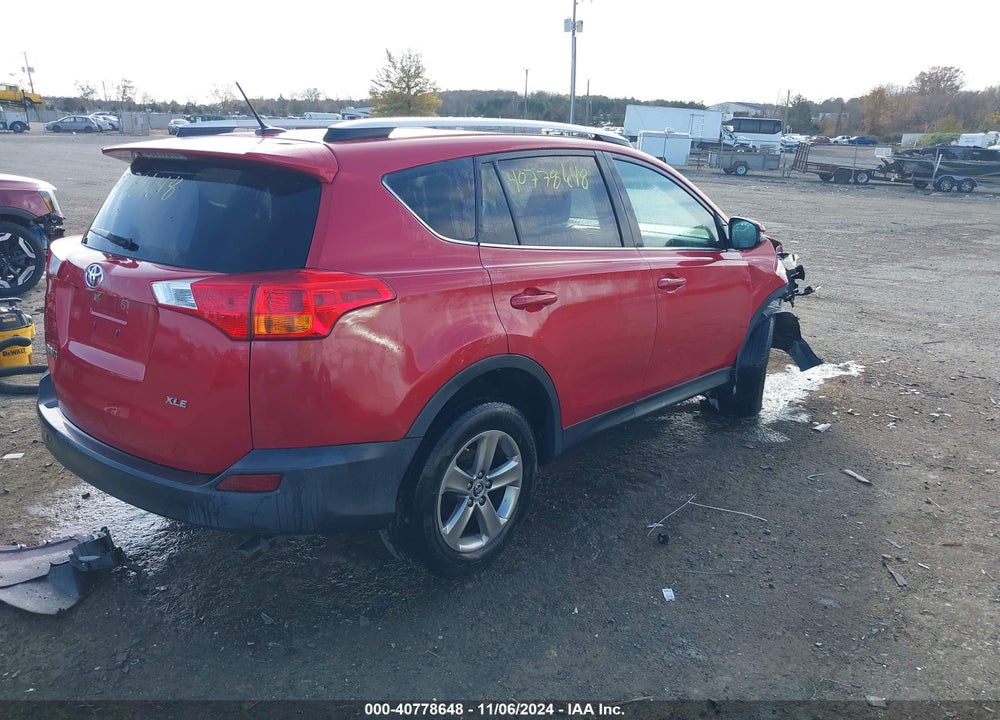 2015 TOYOTA RAV4 XLE VIN: 2T3WFREV7FW153593