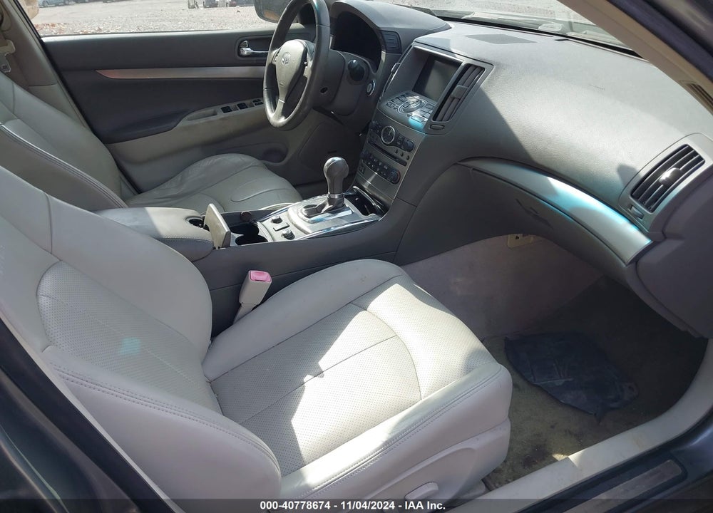 2011 INFINITI G37X VIN: JN1CV6AR7BM401560