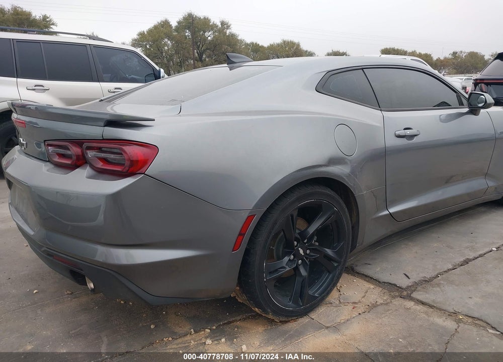 2019 CHEVROLET CAMARO 1LT VIN: 1G1FB1RX1K0109279