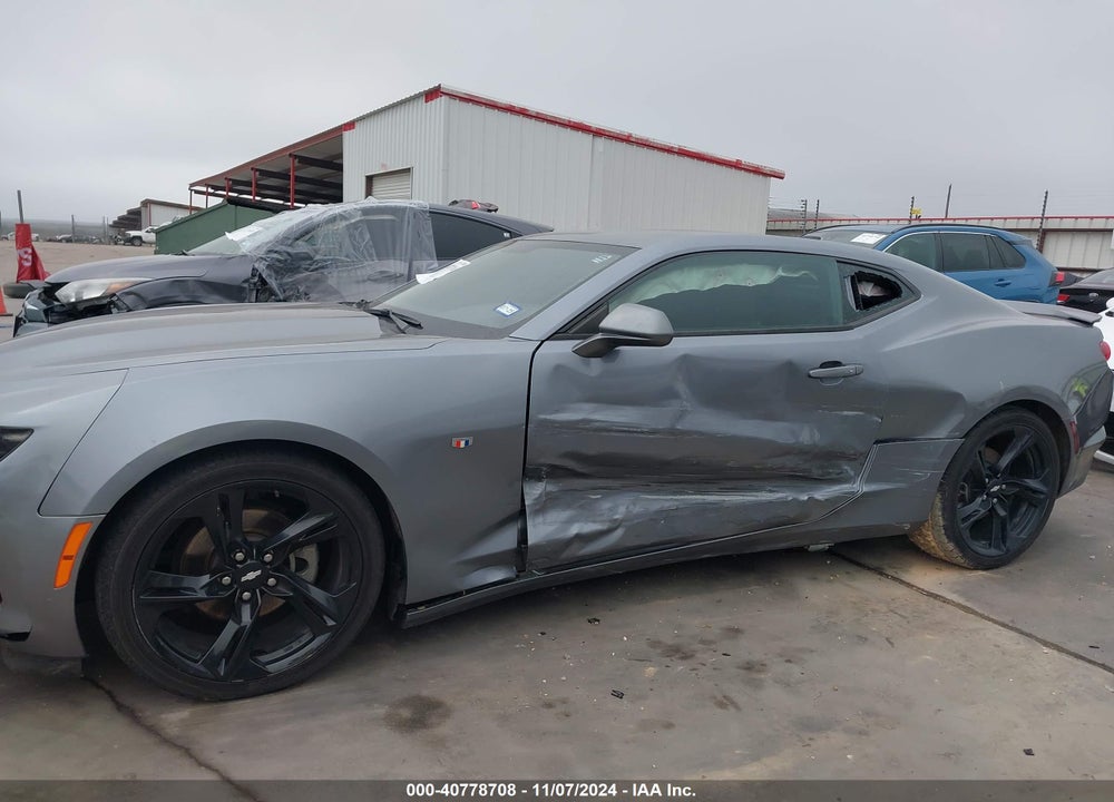 2019 CHEVROLET CAMARO 1LT VIN: 1G1FB1RX1K0109279