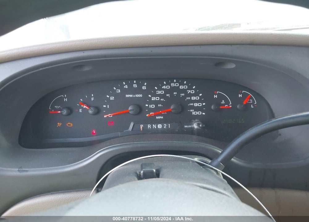 2004 FORD ECONOLINE WAGON XL/XLT VIN: 1FBSS31L24HA42193