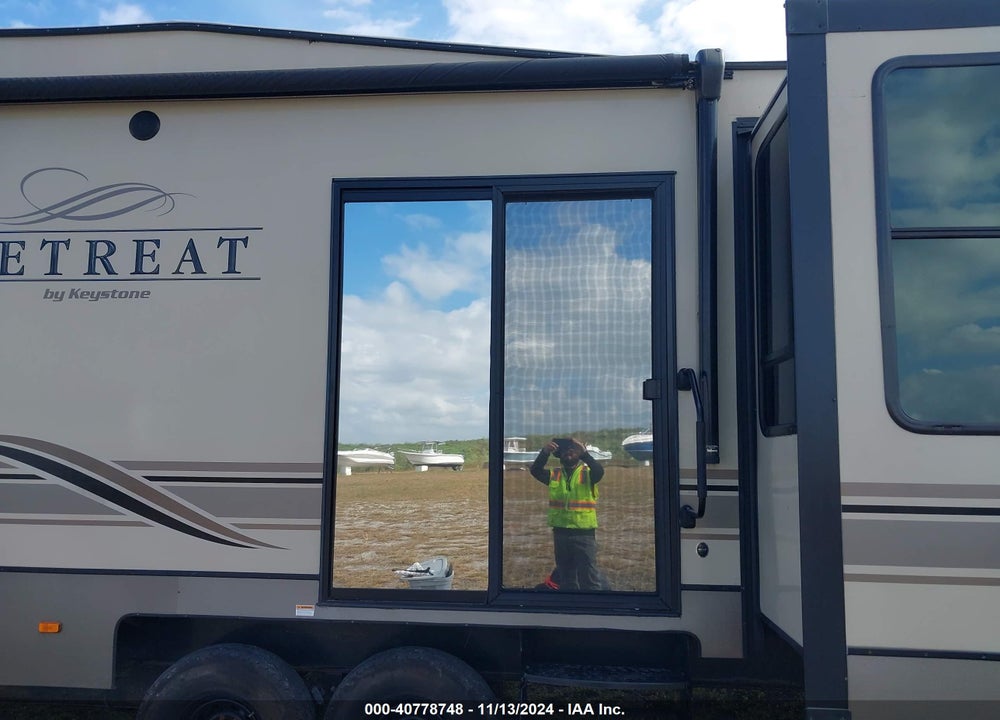 2019 KEYSTONE RV RETREAT TRAVEL TRAILER VIN: 4YDT39121KW260350