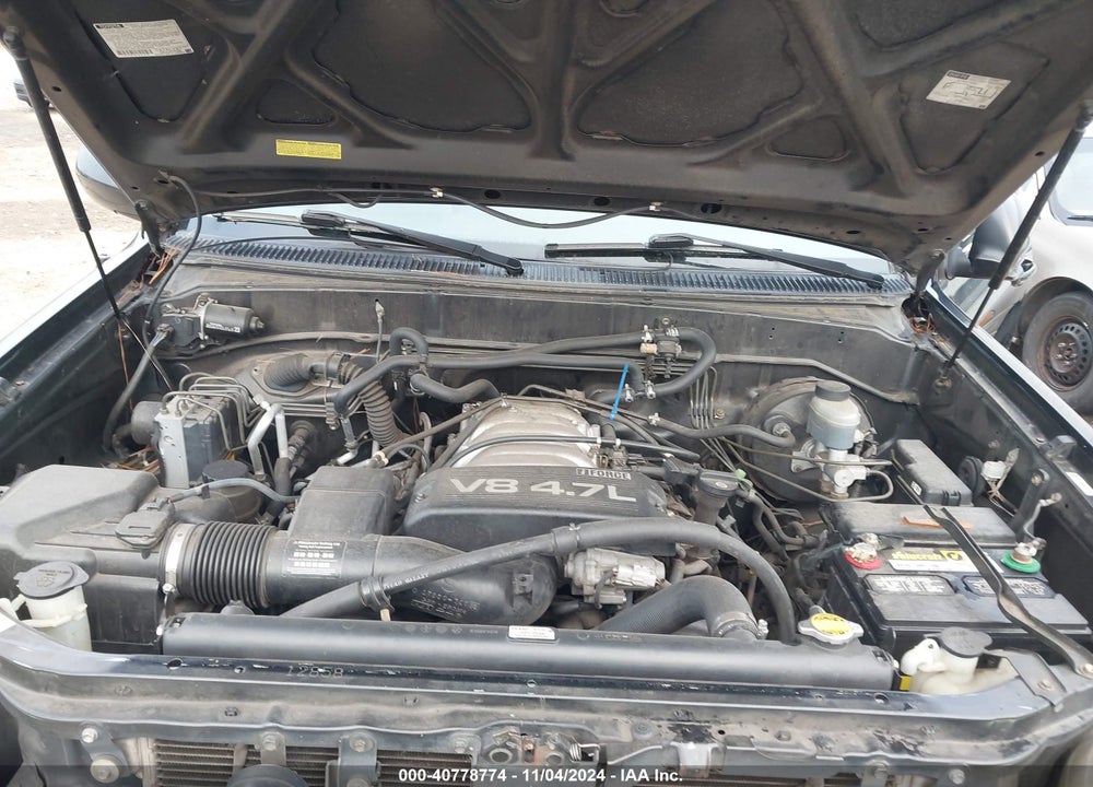 2002 TOYOTA SEQUOIA LIMITED V8 VIN: 5TDZT38A52S092784