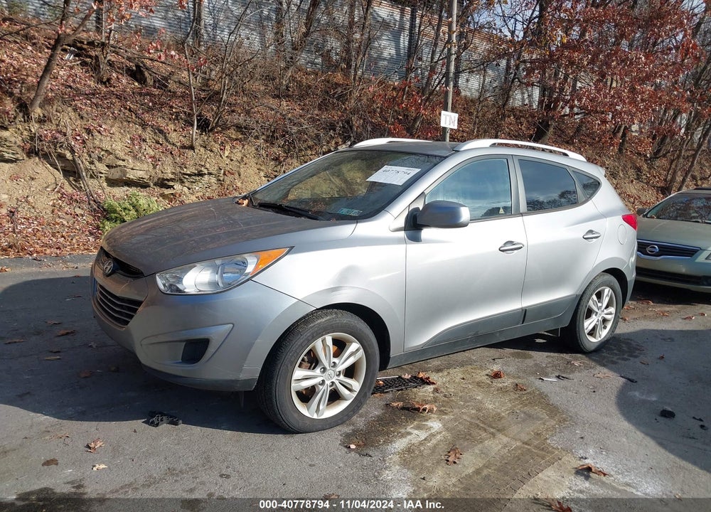 2011 HYUNDAI TUCSON GLS VIN: KM8JUCAC2BU191527