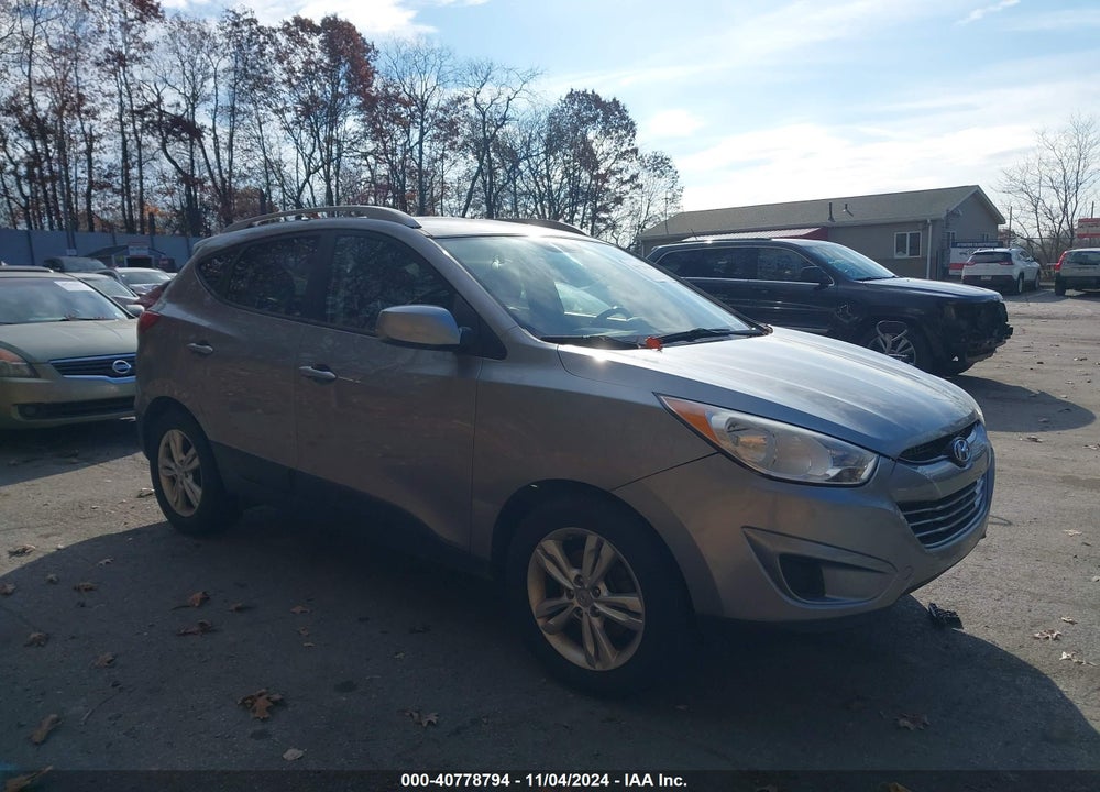 2011 HYUNDAI TUCSON GLS VIN: KM8JUCAC2BU191527