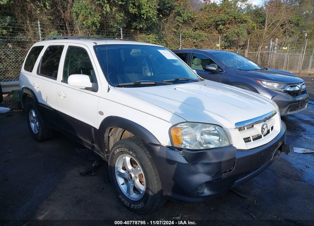 2005 MAZDA TRIBUTE S VIN: 4F2CZ04125KM35989