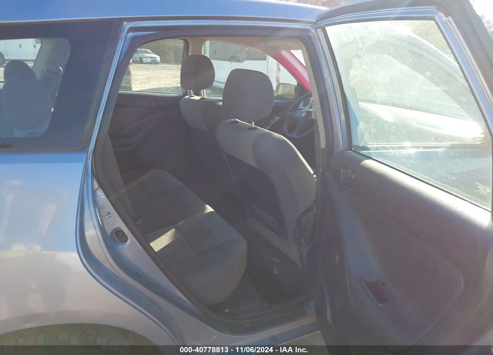 2008 TOYOTA MATRIX VIN: 2T1KR32E98C706586