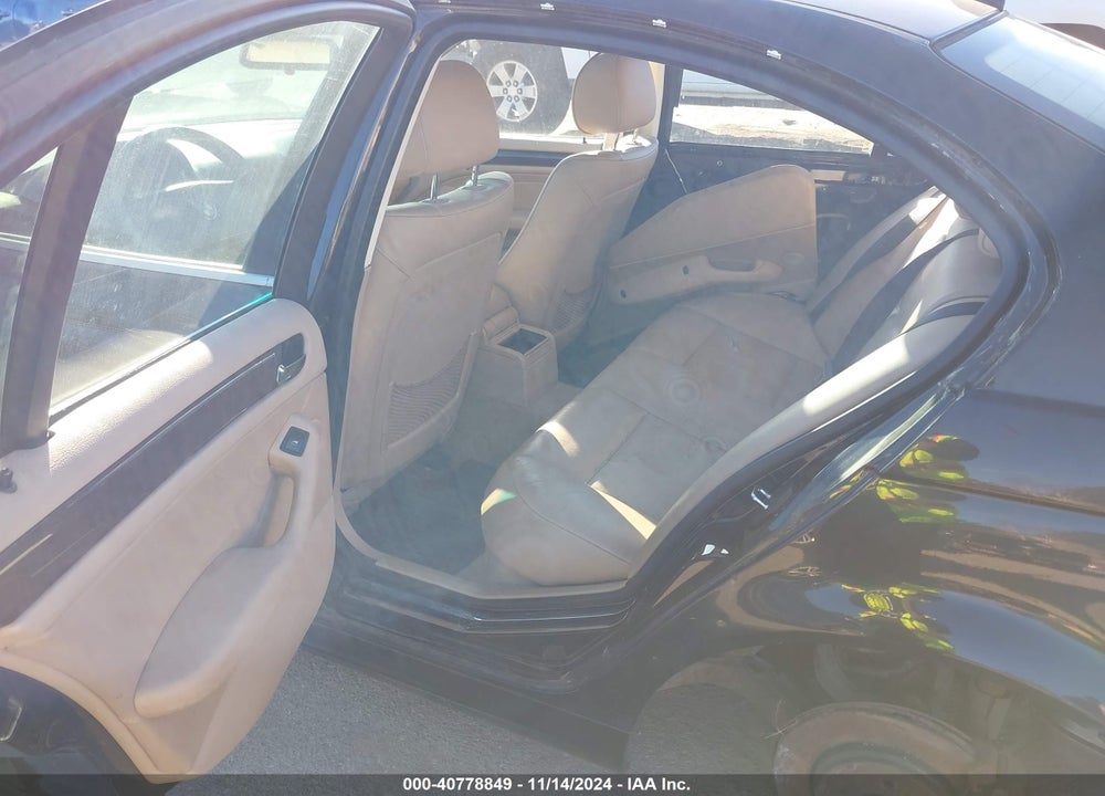 2004 BMW 330XI VIN: WBAEW53444PN32362