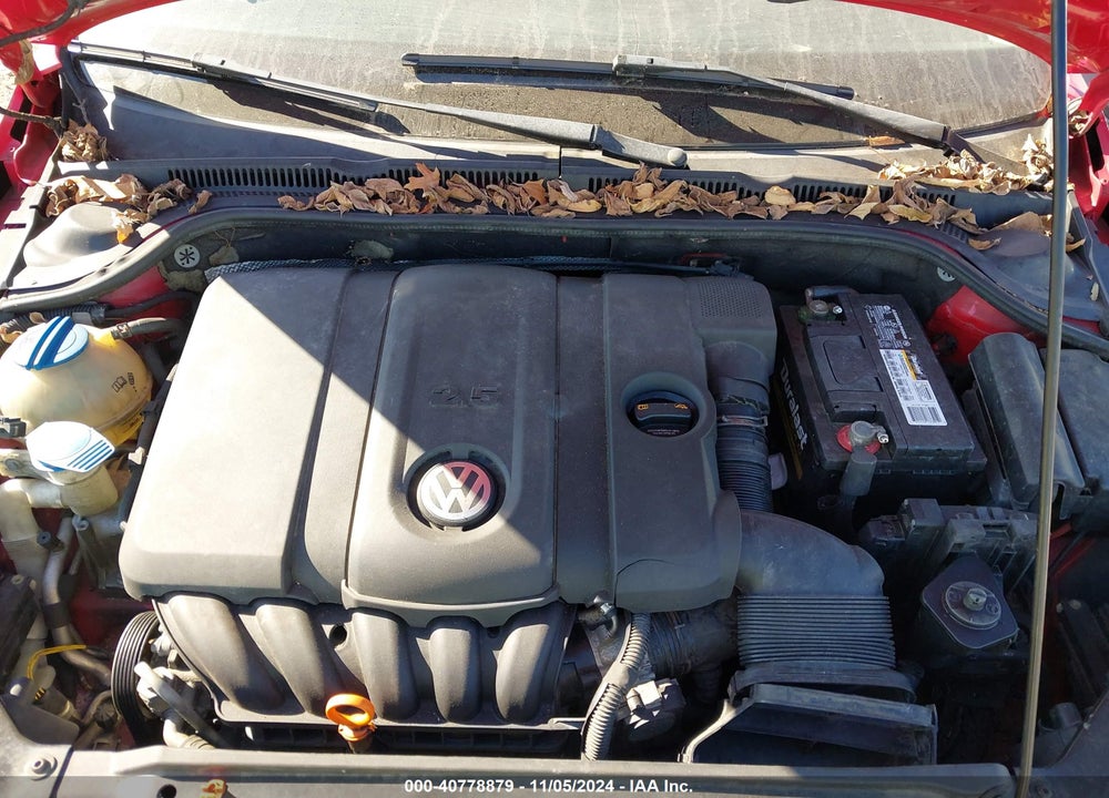 2011 VOLKSWAGEN JETTA 2.5L SE VIN: 3VWDZ7AJ1BM357109
