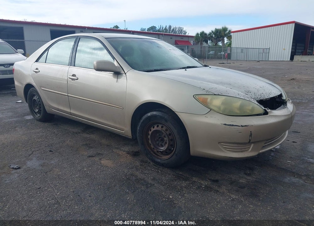 2005 TOYOTA CAMRY LE VIN: 4T1BE32K15U555755