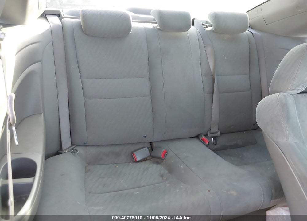 2010 HONDA CIVIC LX VIN: 2HGFG1B61AH538072
