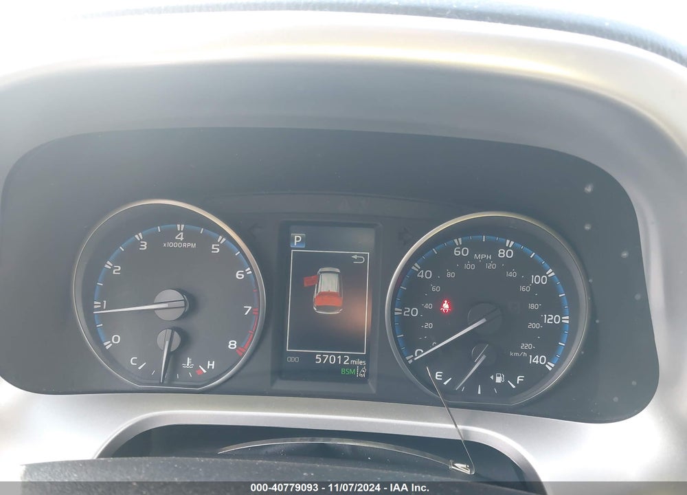 2018 TOYOTA RAV4 ADVENTURE/XLE VIN: JTMRFREVXJJ735272