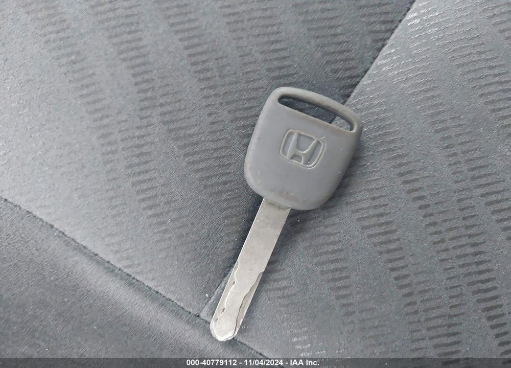 2010 HONDA CIVIC LX VIN: 2HGFG1B62AH509194