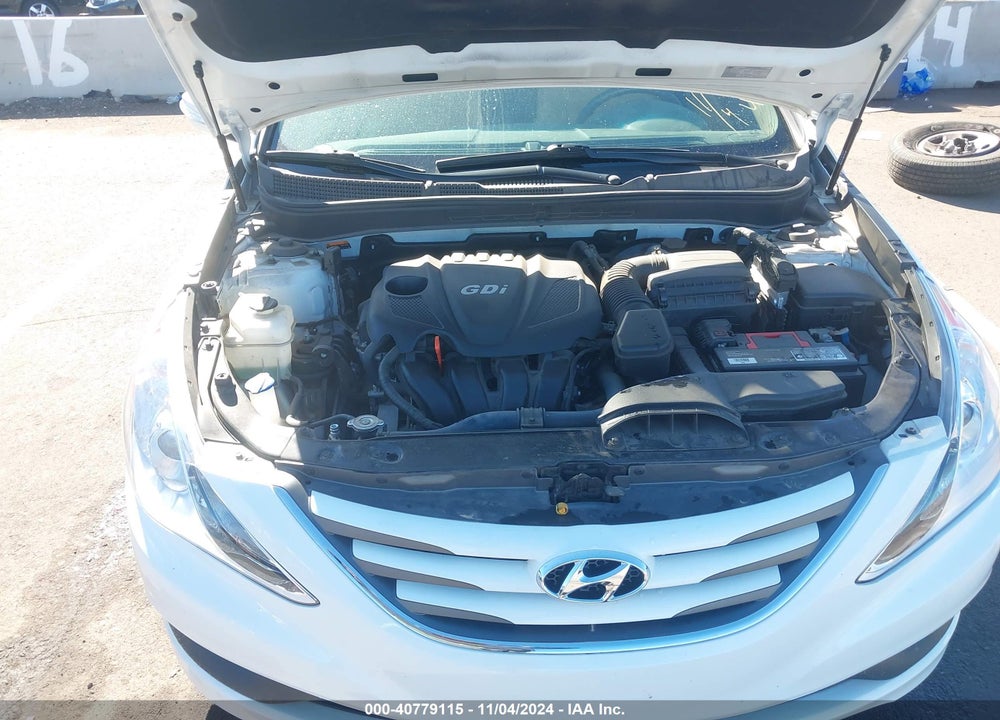 2014 HYUNDAI SONATA GLS VIN: 5NPEB4AC9EH929825