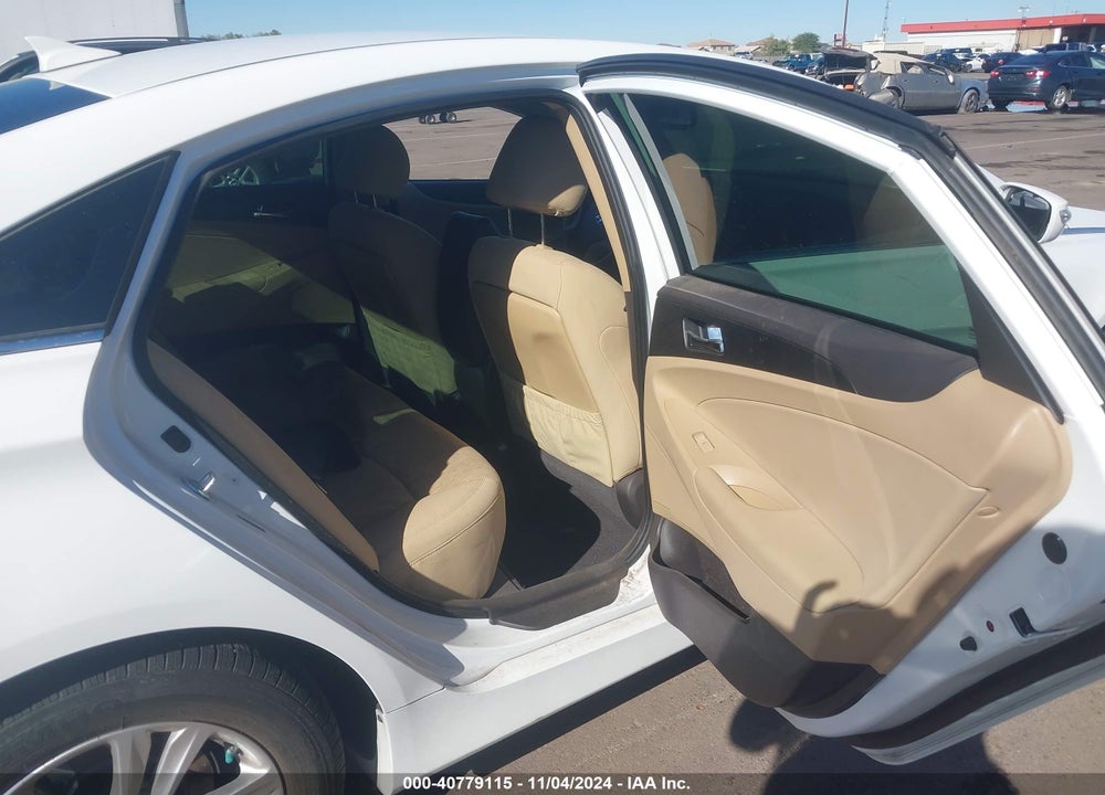 2014 HYUNDAI SONATA GLS VIN: 5NPEB4AC9EH929825