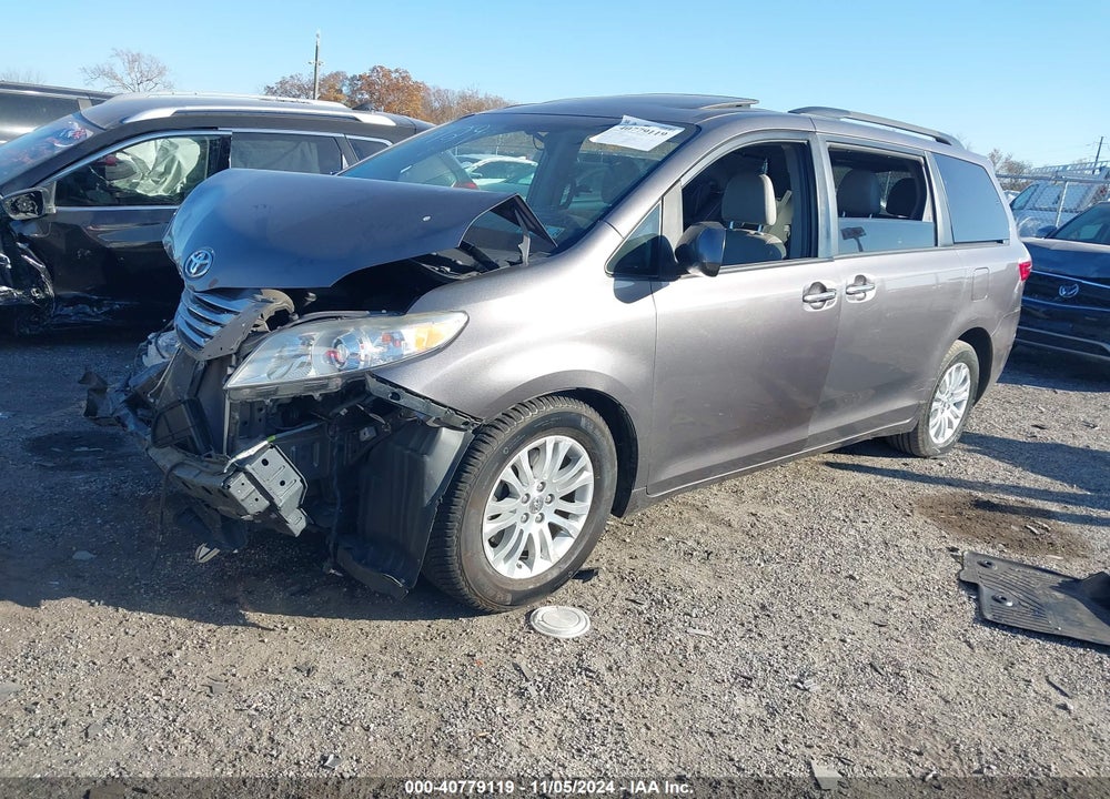 2017 TOYOTA SIENNA XLE 8 PASSENGER VIN: 5TDYZ3DC4HS778129