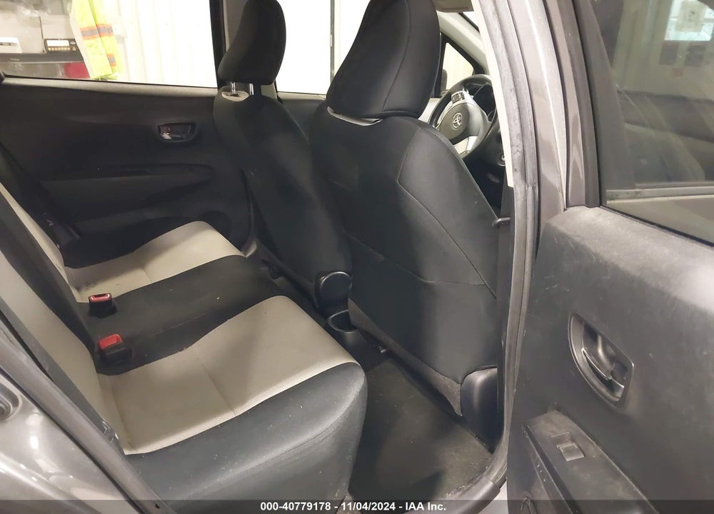 2014 TOYOTA YARIS LE (TMC/CBU PLANT) VIN: JTDKTUD30ED583858