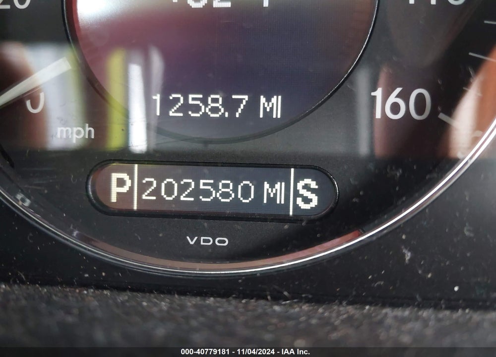 2009 MERCEDES-BENZ E 320 BLUETEC VIN: WDBUF22X69B360752