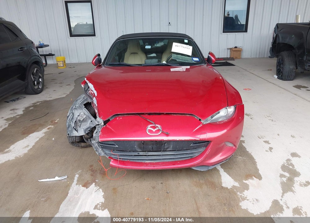 2017 MAZDA MX-5 MIATA GRAND TOURING VIN: JM1NDAD70H0122697