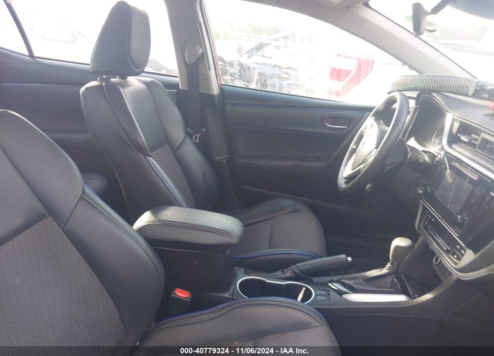 2017 TOYOTA COROLLA SE VIN: 5YFBURHEXHP660002