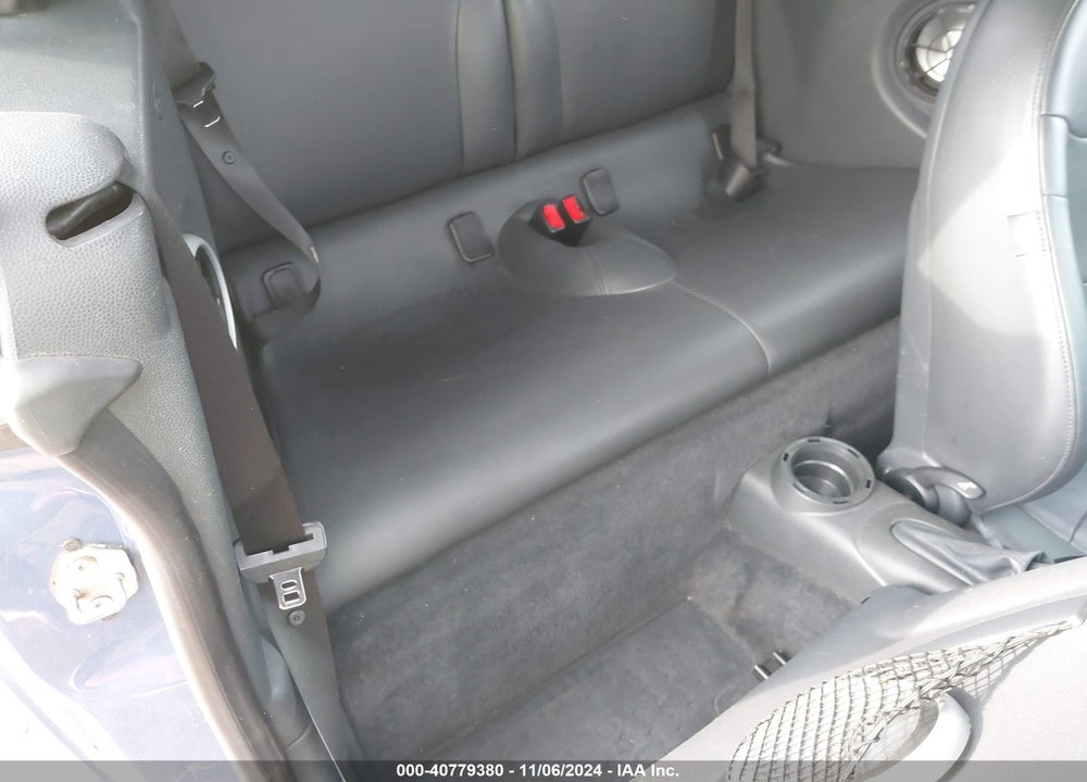 2006 MINI COOPER VIN: WMWRF33576TG15831