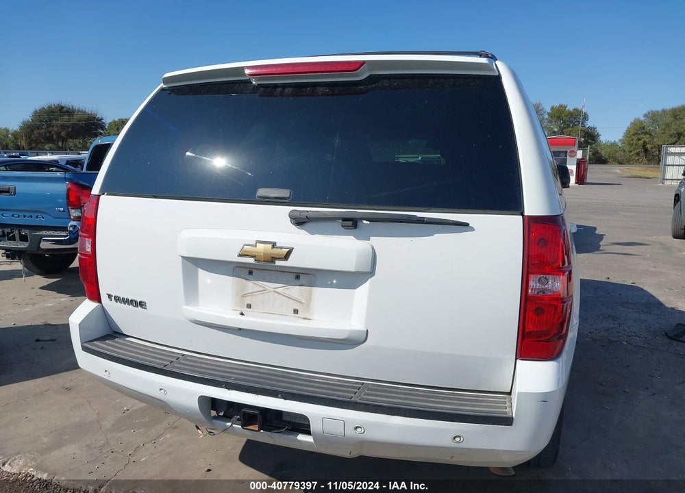 2007 CHEVROLET TAHOE LT VIN: 1GNFC13027R379499