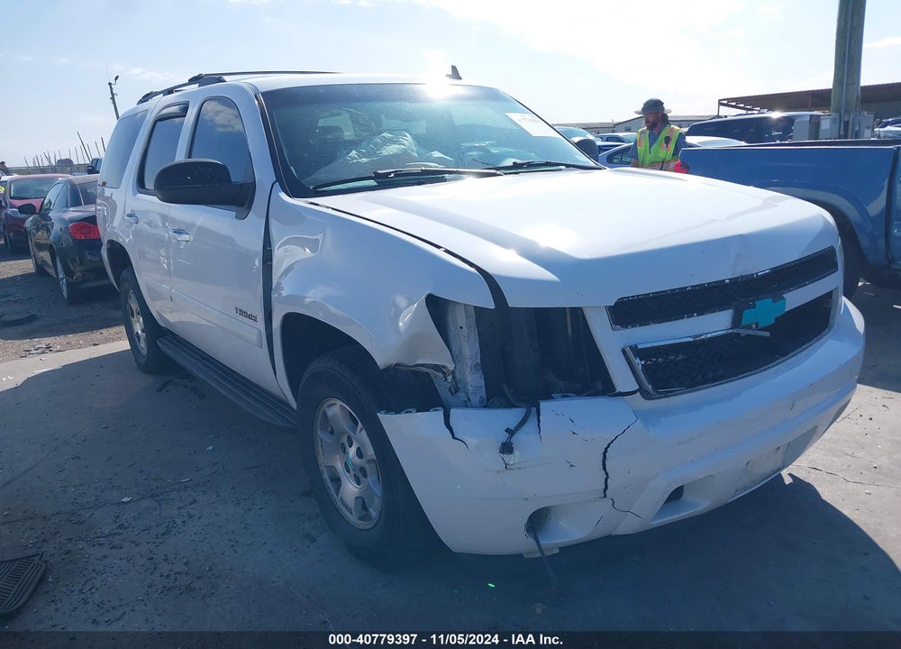 2007 CHEVROLET TAHOE LT VIN: 1GNFC13027R379499