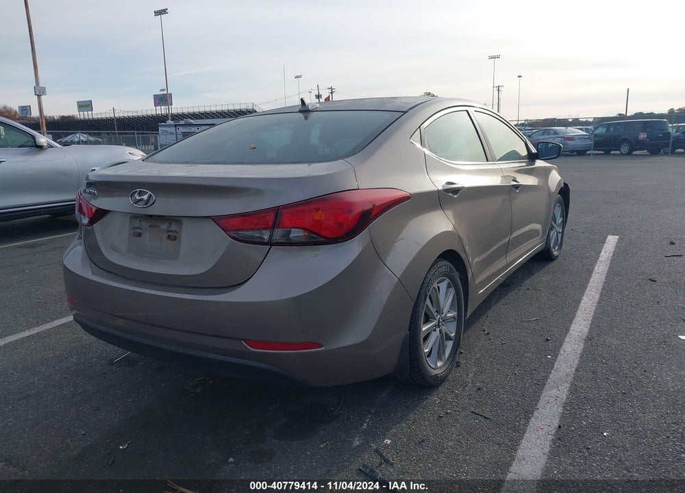 2015 HYUNDAI ELANTRA SE VIN: 5NPDH4AE8FH613233