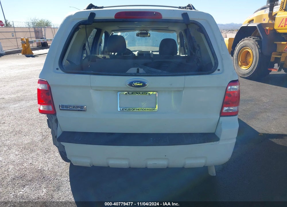 2009 FORD ESCAPE XLT VIN: 1FMCU03G09KD14447