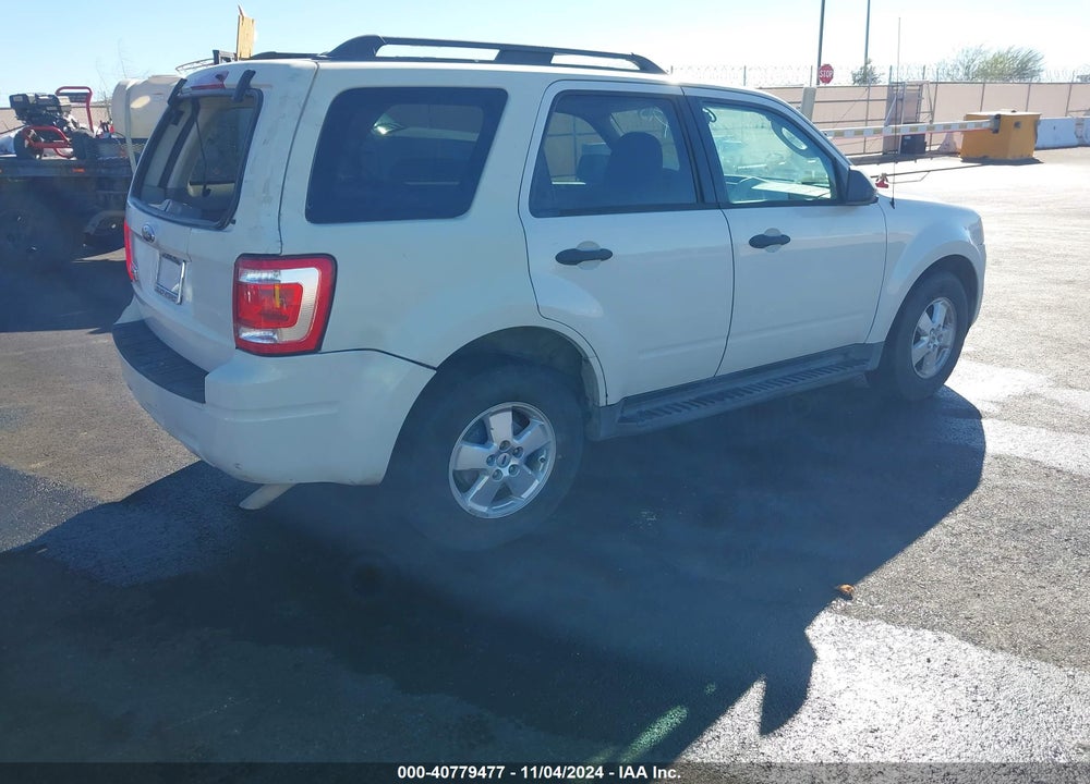 2009 FORD ESCAPE XLT VIN: 1FMCU03G09KD14447