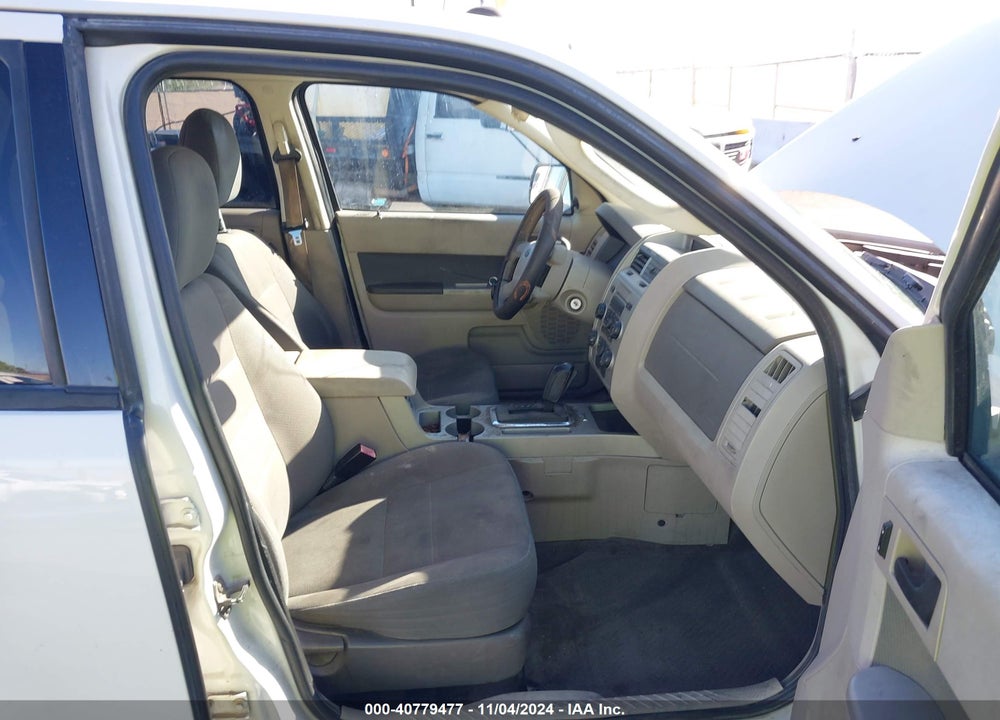 2009 FORD ESCAPE XLT VIN: 1FMCU03G09KD14447