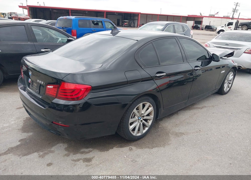 2011 BMW 528I VIN: WBAFR1C52BC260945