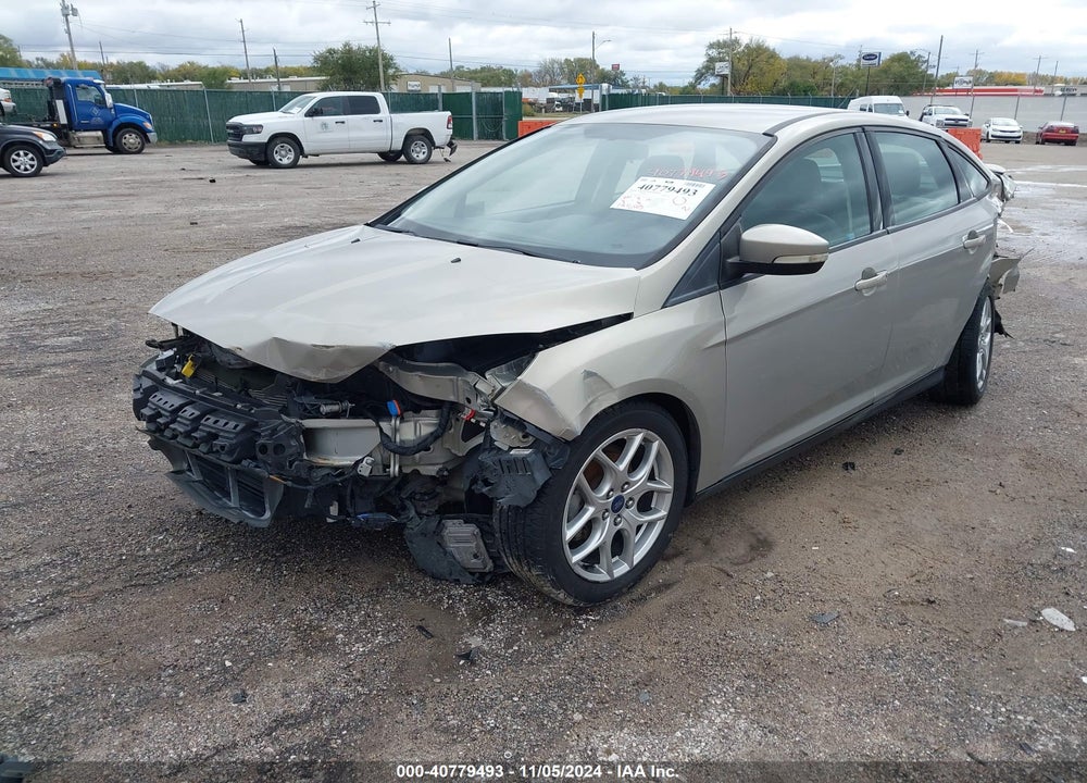 2015 FORD FOCUS SE VIN: 1FADP3F24FL319115