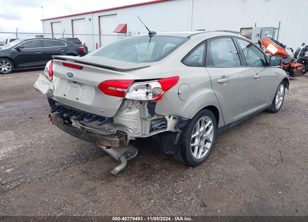 2015 FORD FOCUS SE VIN: 1FADP3F24FL319115