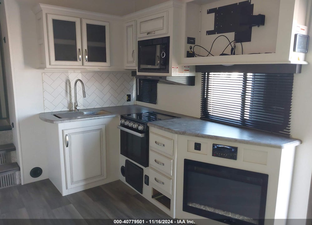 2022 KEYSTONE OTHER VIN: 4YDFCGL20NV501517