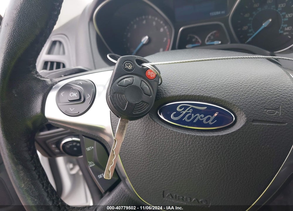 2014 FORD FOCUS SE VIN: 1FADP3K23EL156297
