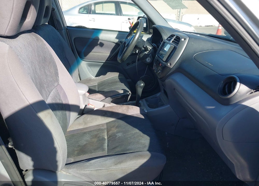 2002 TOYOTA RAV4 VIN: JTEGH20V126002687