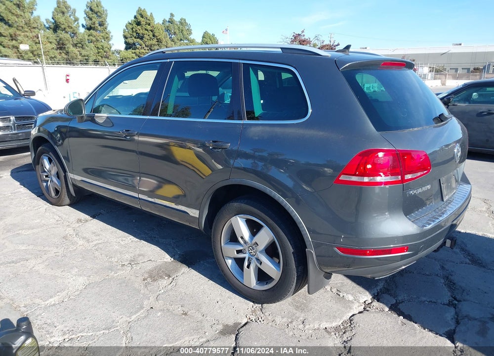 2012 VOLKSWAGEN TOUAREG VR6 EXECUTIVE/VR6 LUX/VR6 SPORT VIN: WVGFF9BP5CD002701