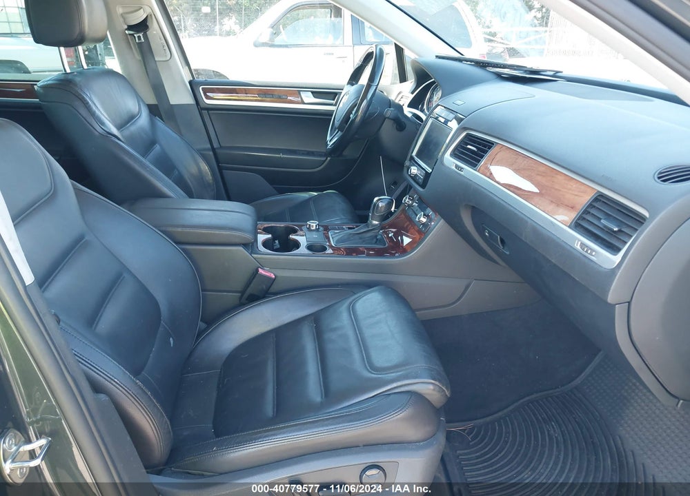 2012 VOLKSWAGEN TOUAREG VR6 EXECUTIVE/VR6 LUX/VR6 SPORT VIN: WVGFF9BP5CD002701