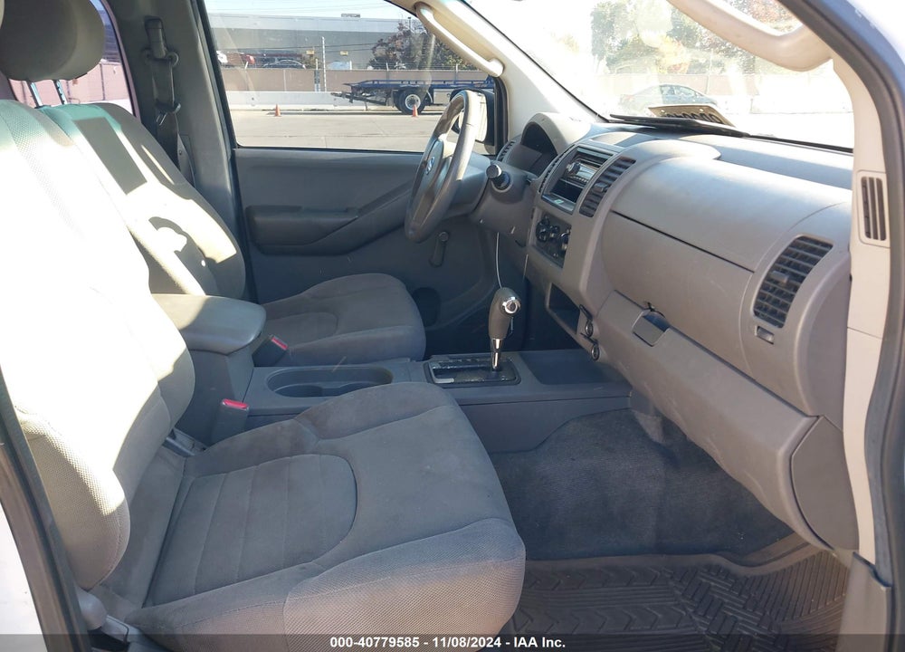 2005 NISSAN FRONTIER XE VIN: 1N6BD06T35C451134