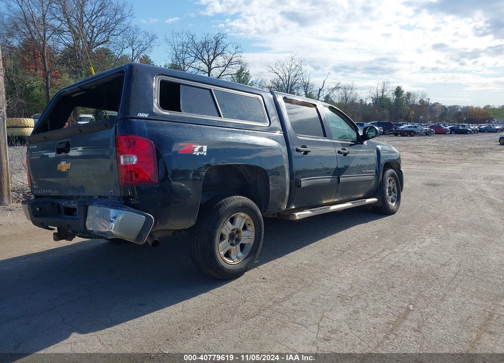 2013 CHEVROLET SILVERADO 1500 LT VIN: 3GCPKSE74DG322295