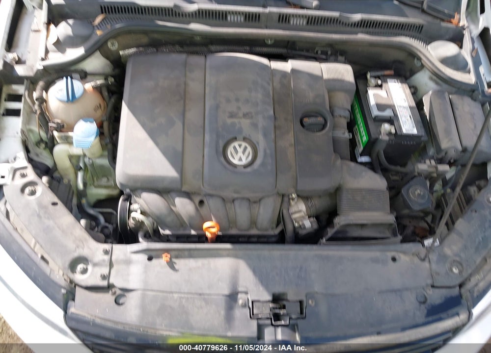 2012 VOLKSWAGEN JETTA 2.5L SE VIN: 3VWBP7AJ7CM112927