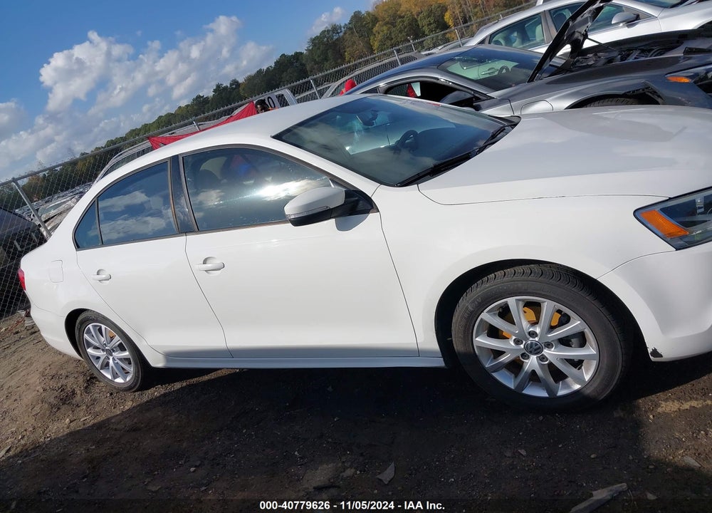 2012 VOLKSWAGEN JETTA 2.5L SE VIN: 3VWBP7AJ7CM112927