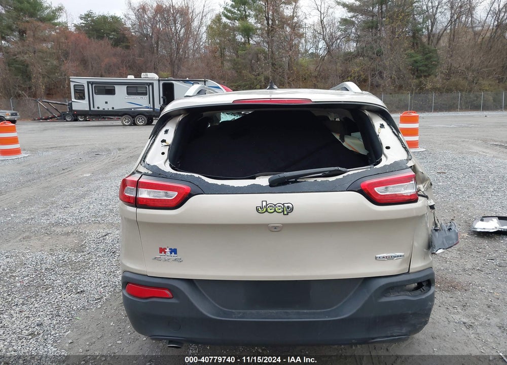 2015 JEEP CHEROKEE LATITUDE VIN: 1C4PJMCB6FW556691