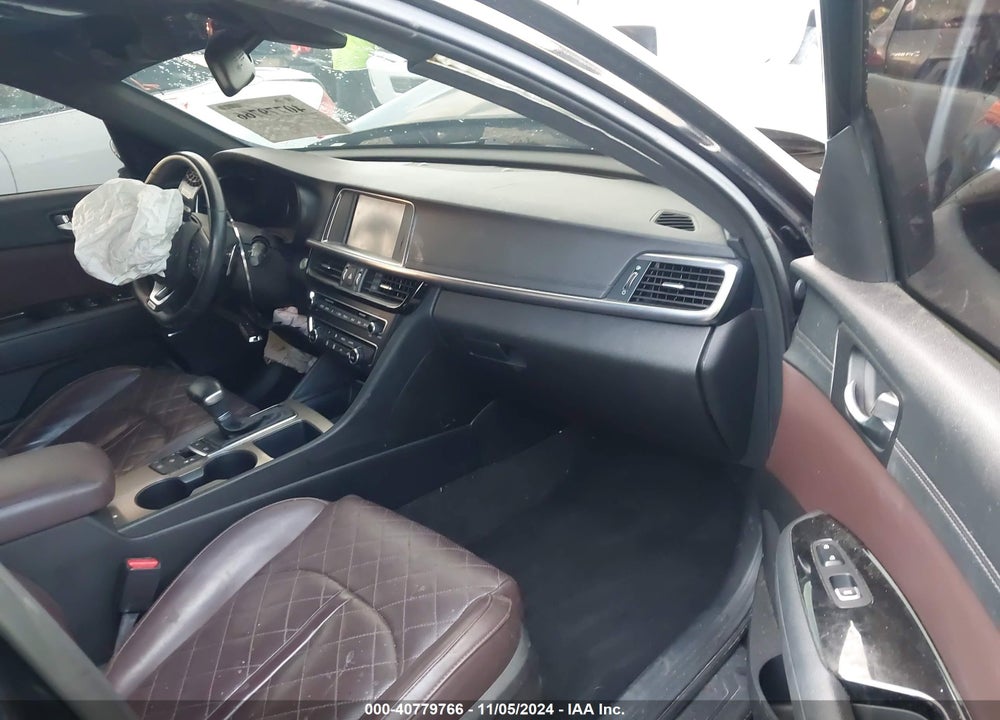 2018 KIA OPTIMA SX TURBO VIN: 5XXGV4L22JG187407