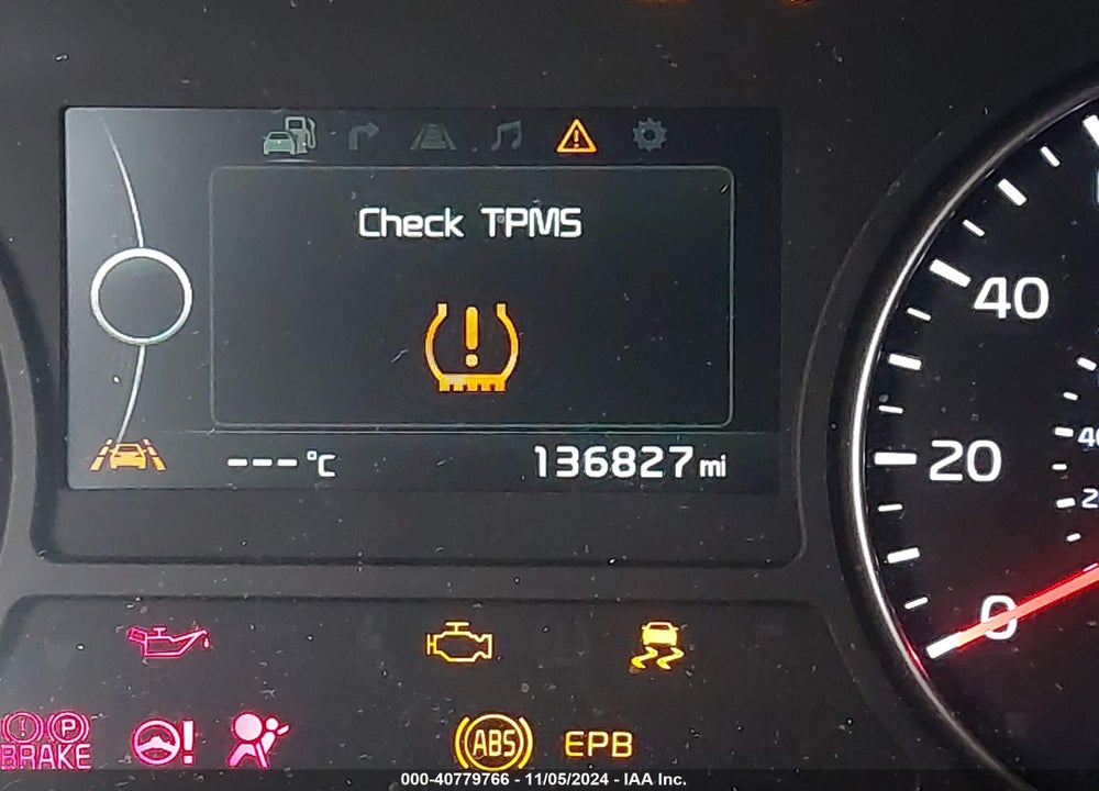 2018 KIA OPTIMA SX TURBO VIN: 5XXGV4L22JG187407