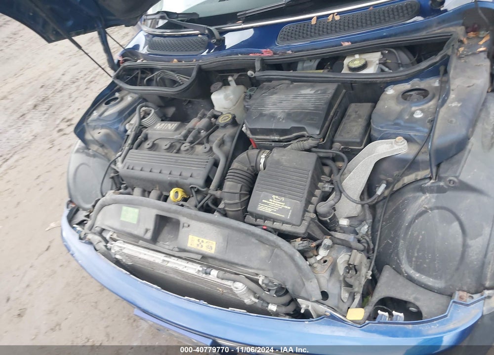 2003 MINI COOPER VIN: WMWRC33473TE19335
