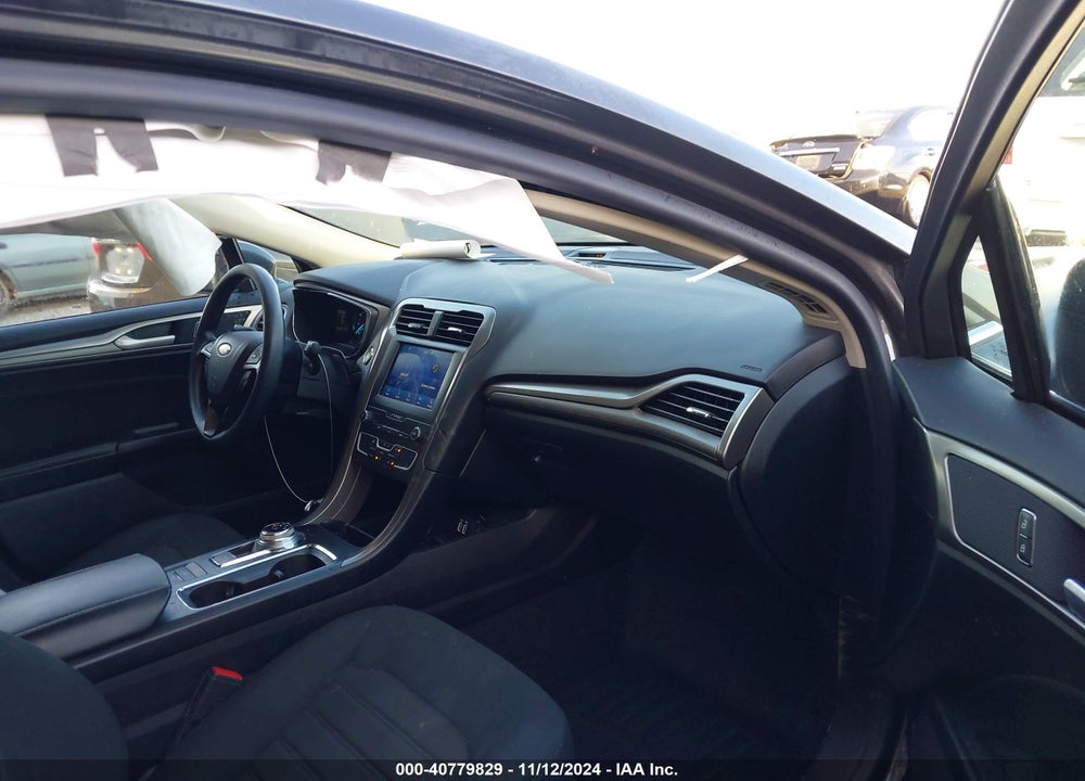 2020 FORD FUSION SE VIN: 3FA6P0HD5LR163749