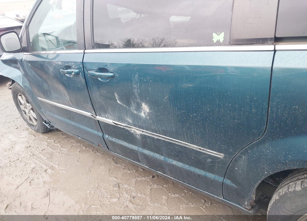 2009 CHRYSLER TOWN & COUNTRY TOURING VIN: 2A8HR54119R635796